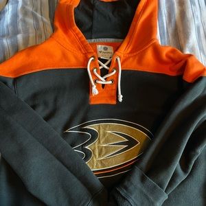 Ducks jersey sweater kinda loook